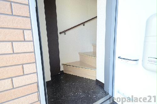 14/23 エントランス