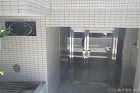 15/17 エントランス