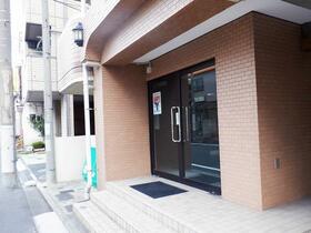 2/2 エントランス