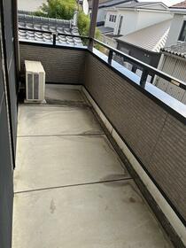 13/23 バルコニー