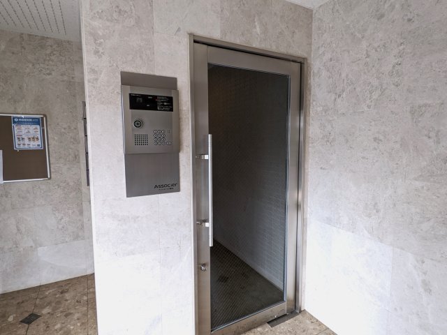 29/30 エントランス