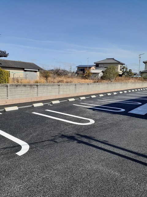 14/21 駐車場