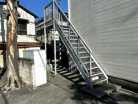 2/2 エントランス