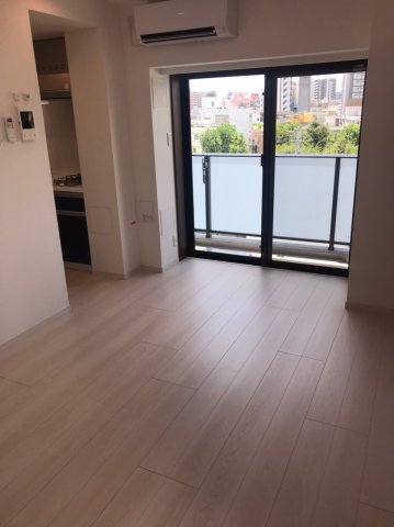 19/24 エントランス