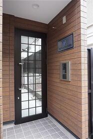 2/2 エントランス