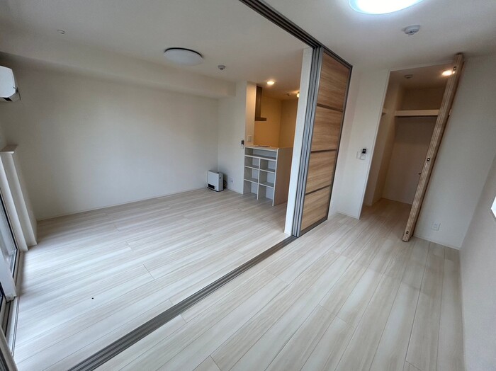 20/21 エントランス