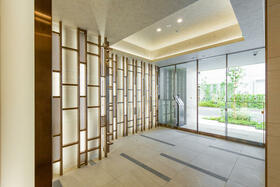 4/4 エントランス