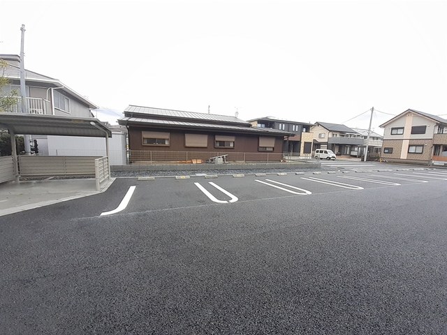 14/20 駐車場