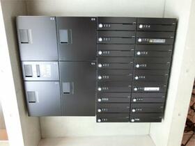 16/18 エントランス