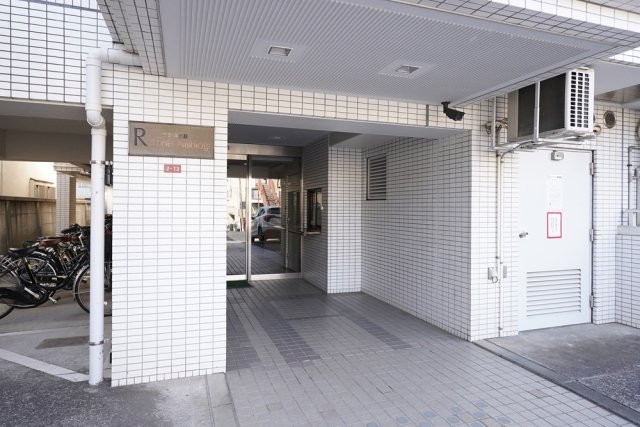 2/6 エントランス