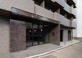 3/3 エントランス