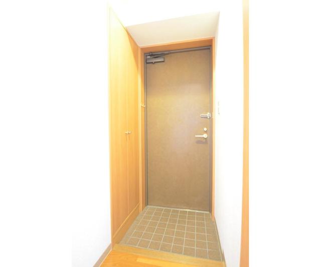 16/29 玄関