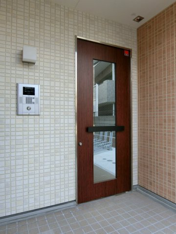 3/8 エントランス