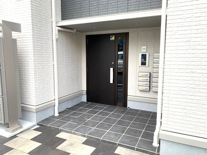 18/24 エントランス