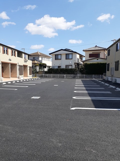 14/20 駐車場