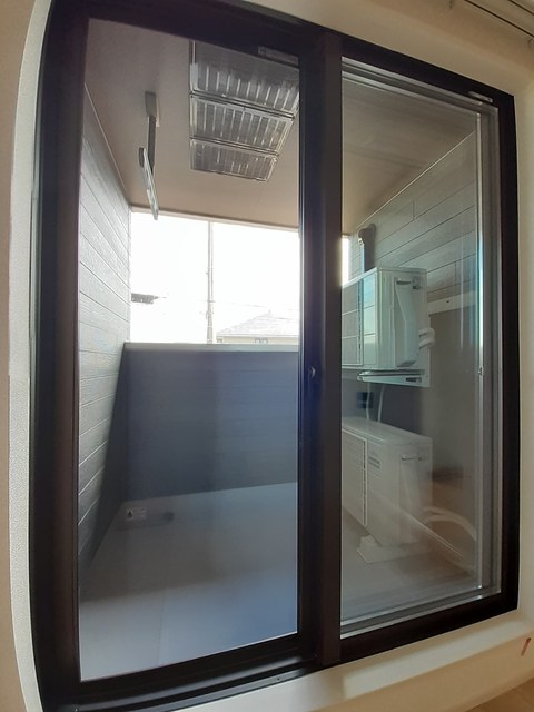 13/22 バルコニー