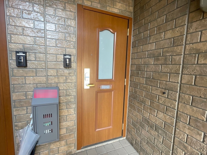 18/24 エントランス