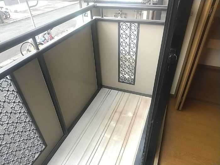 16/20 バルコニー