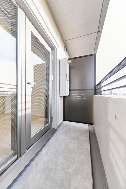 25/30 バルコニー