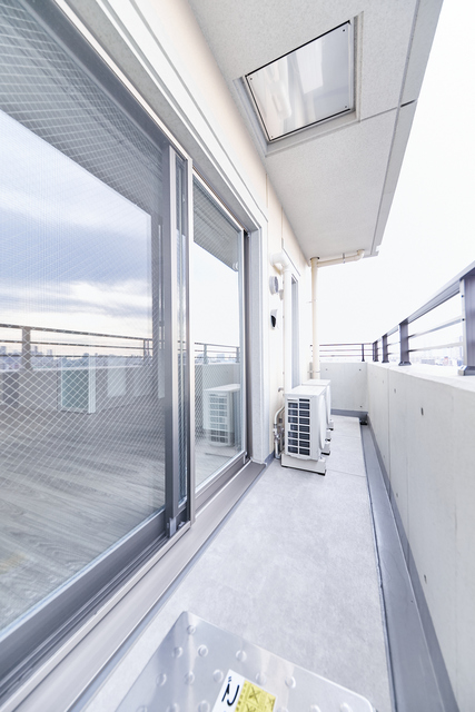 25/30 バルコニー