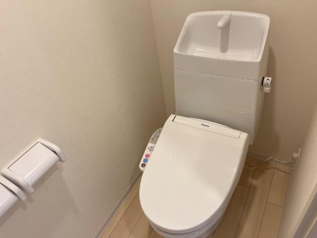 13/30 トイレ