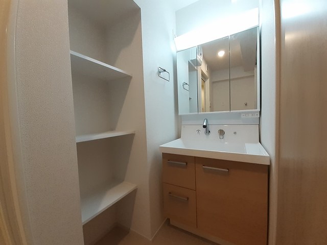 21/30 洗面