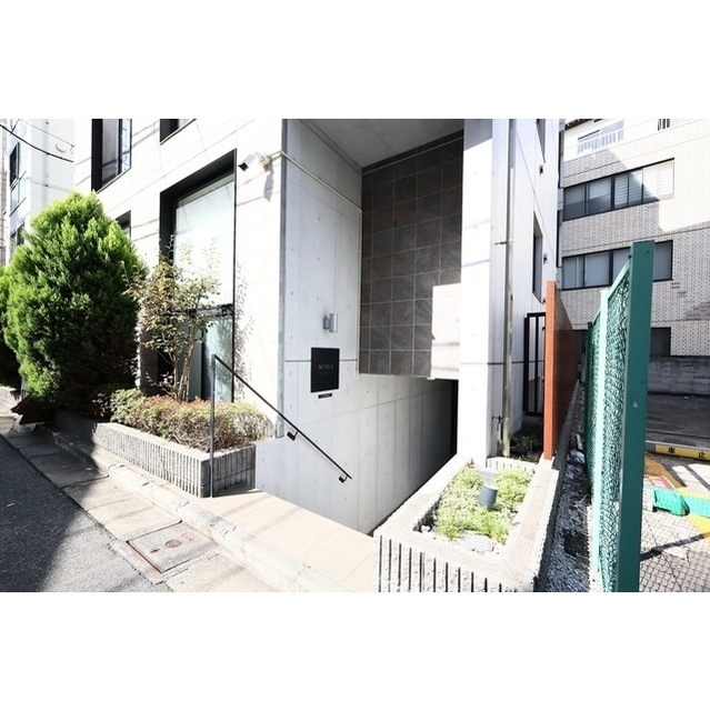 17/21 エントランス