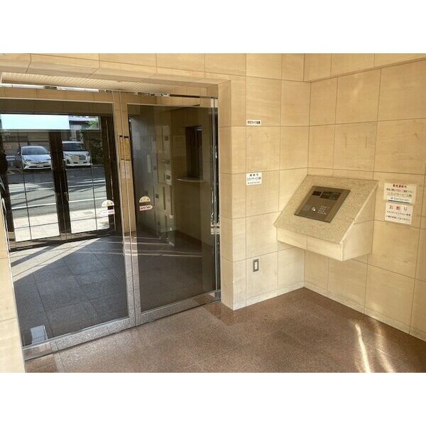 8/9 エントランス