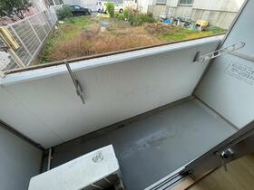 13/16 バルコニー