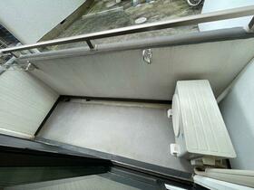 13/16 バルコニー