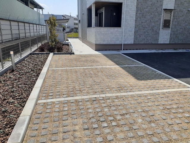 14/20 駐車場