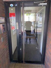 2/5 エントランス