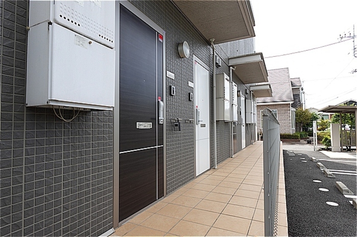 17/25 エントランス