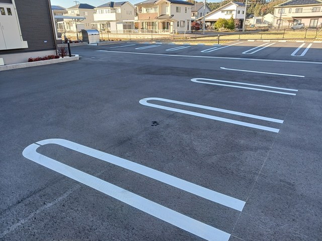 14/20 駐車場