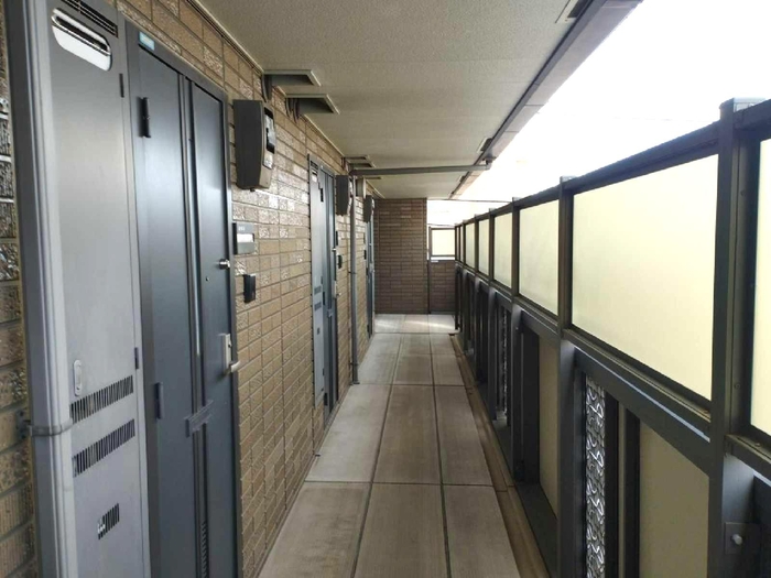 19/19 エントランス