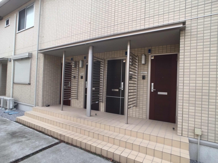 2/5 エントランス