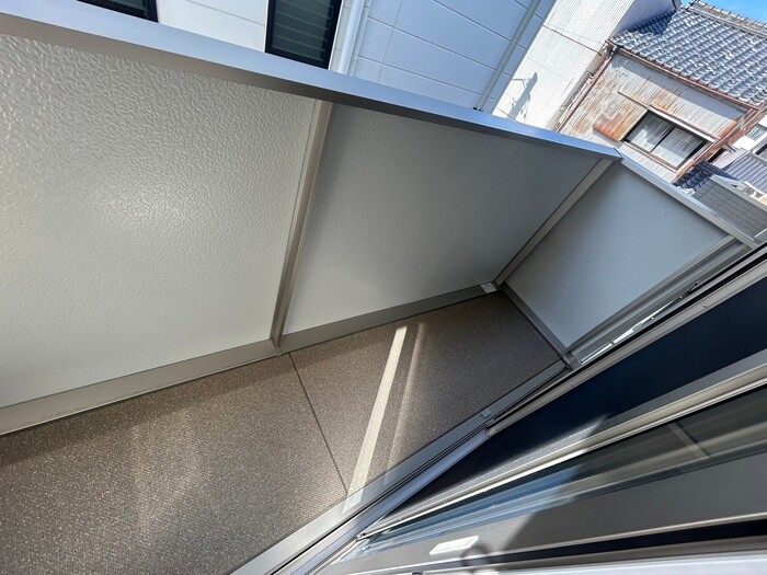 16/20 バルコニー