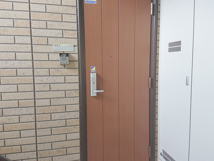 2/5 エントランス