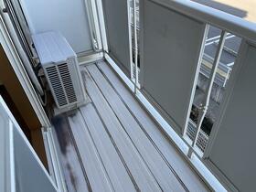 13/16 バルコニー