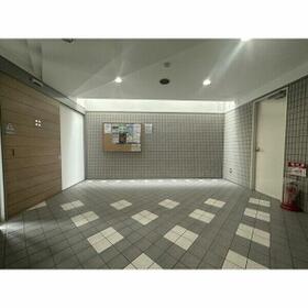 14/16 エントランス