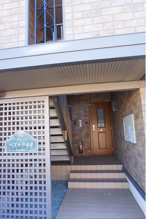 15/19 エントランス