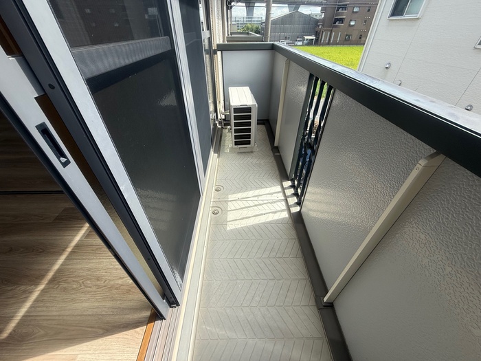 18/20 バルコニー