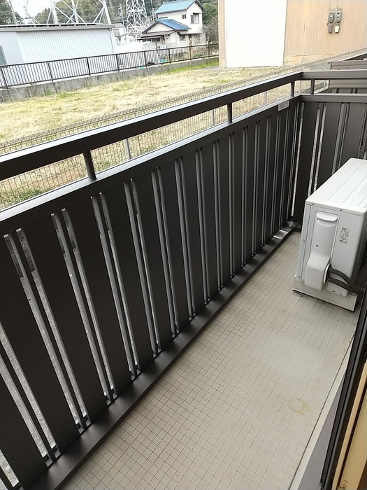 13/18 バルコニー