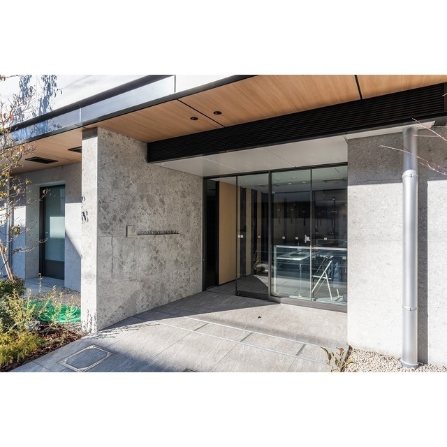 15/25 エントランス