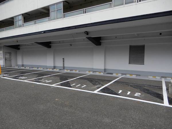 16/23 駐車場