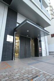 14/15 エントランス