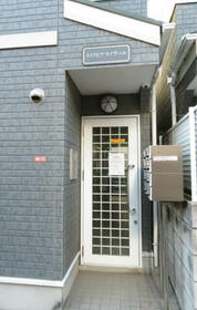 13/13 エントランス