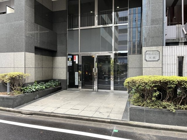 22/30 エントランス