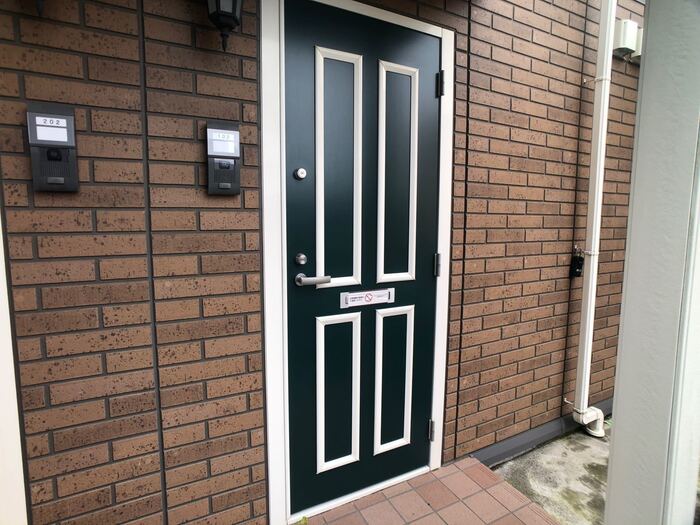 18/28 エントランス