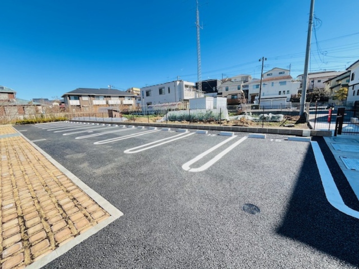 18/18 駐車場